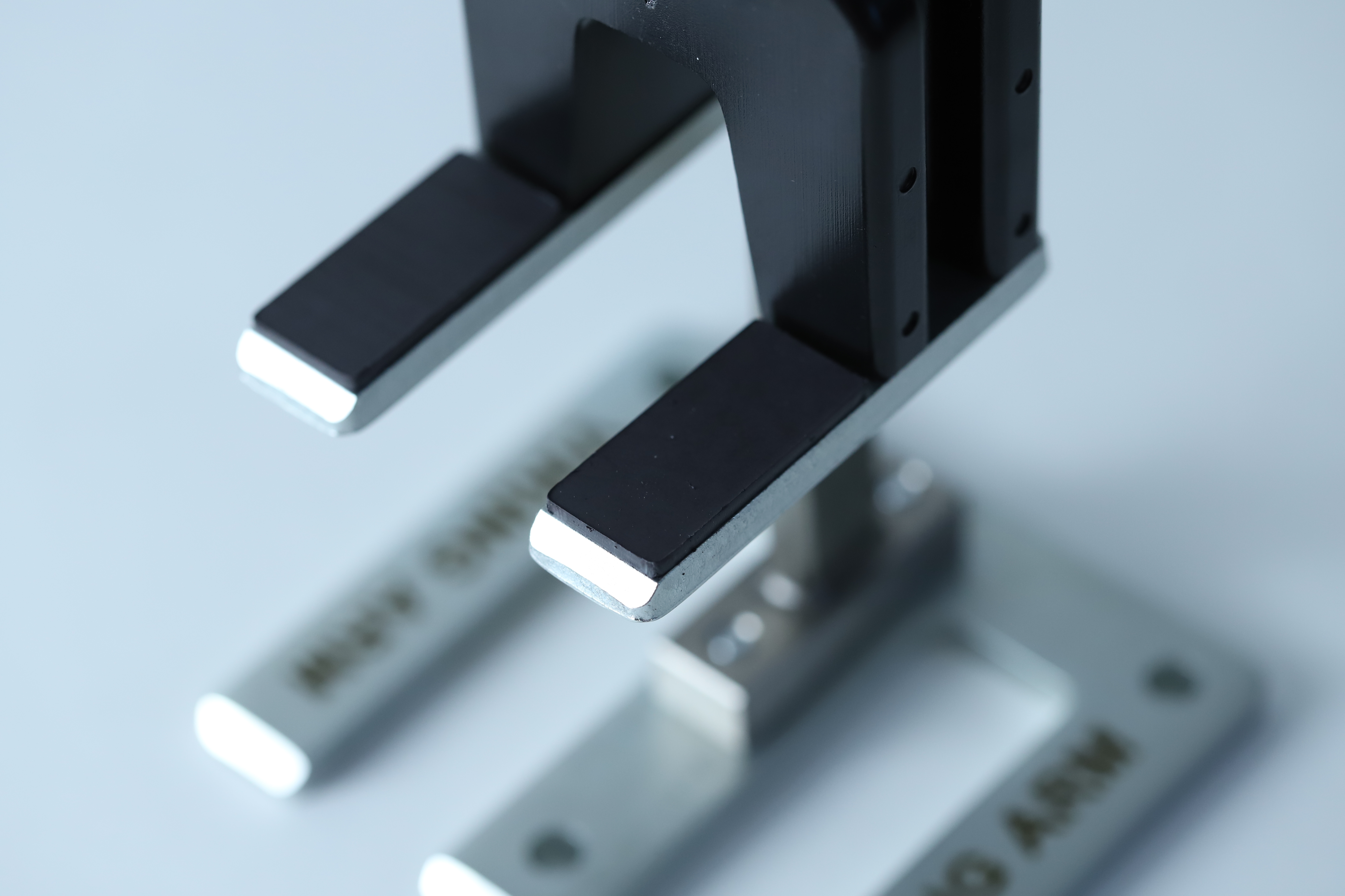 Glasschutzmagnete (2er Set) für Viking Arm